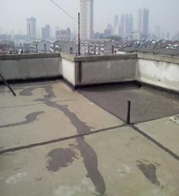 炉霍漏水维修 楼顶漏水是什么原因，楼顶漏水维修方法是什么?
