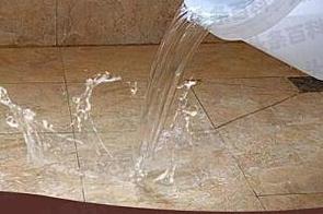 炉霍漏水维修 免砸砖防水材料该如何施工